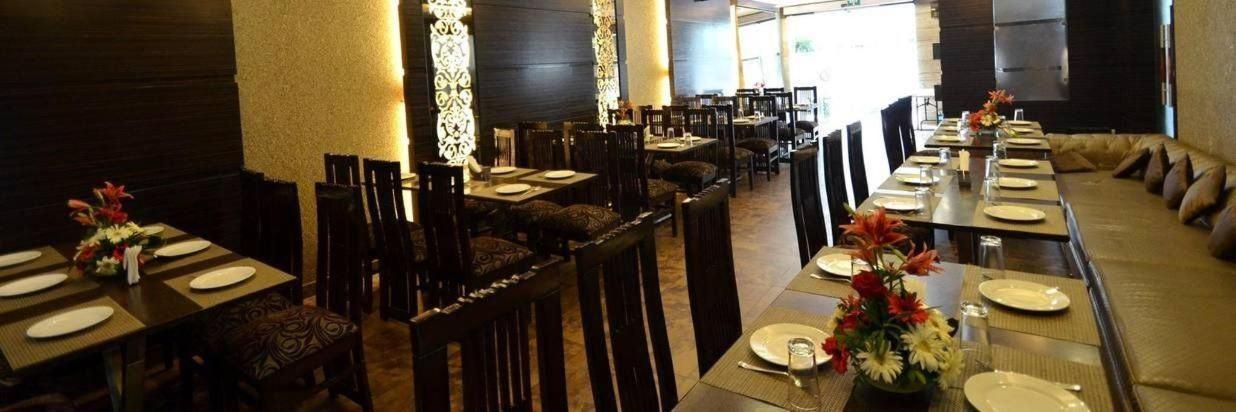 conference place in Karol Bagh